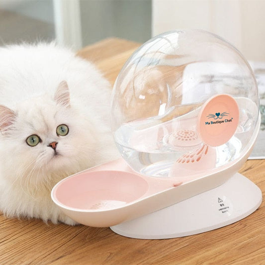 Distributeur-a-eau-pour-chat-rose