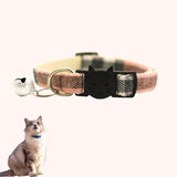     Collier-pour-chat-rose